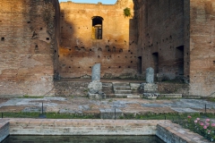 Parco-Archeologico-del-Colosseo-Foro_Romano_casa_vestali