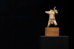 Gladiatori_Mostra-Colosseo_Statuina-fittile-di-gladiatore-Hoplomachus_da-Aquileia-Museo-archeologico-nazionale-di-Aquileia-Parco-archeologico-del-Colosseo-scaled