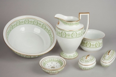 Villa-Carlotta-Limonges-manifattura-Charles-Martin-dec-Charlionais-PouraillyCie-e-William-GuerinCo-Servizio-da-toilette-3